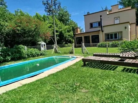 Casa en Venta en Lujan, USD 160.000