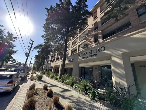 Jose Leon Suarez 1800