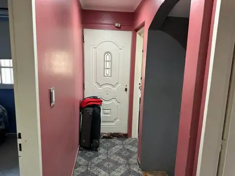 Carlos Encina al 3400