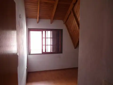 Duplex en Venta en La Plata [Cod: 7253-96]