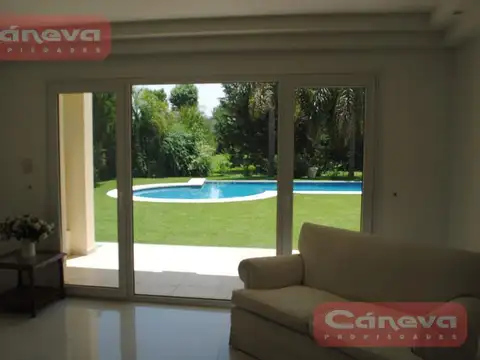 Casa en Venta en Ayres De Pilar, USD 780.000