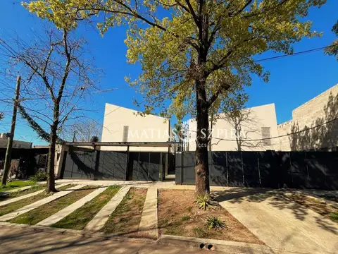 Depto Tipo Casa en Venta de 3 ambientes