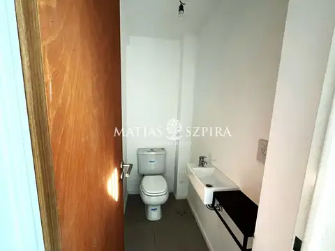 Depto Tipo Casa 3 ambientes con 2 baños