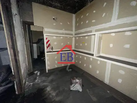 Local en Venta 40 años