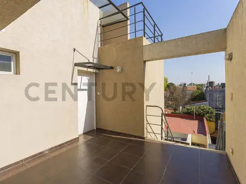 VENTA PH 2 AMBIENTES EN DUPLEX