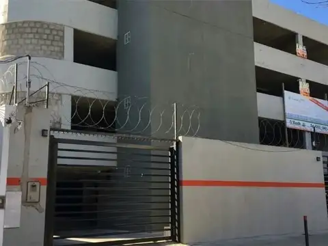 Cocheras en  Parkin Paz Quilmes centro Oportunidad 