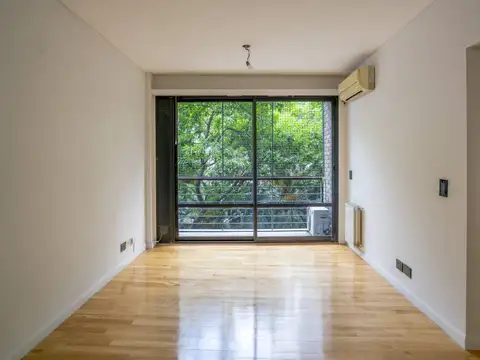 Av. Cerviño y Lafinur