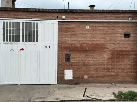 Venta Galpon Barrio General Bustos 150 m2 escritura