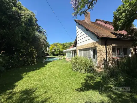 Casa 6 ambientes con 3 baños