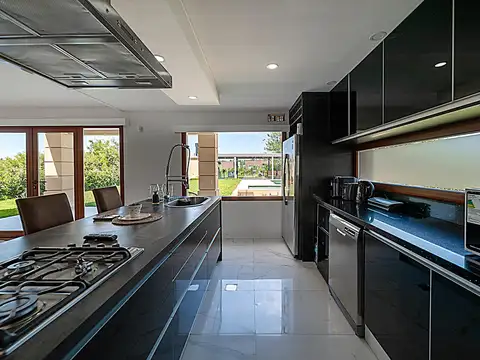 Venta Casa 6 ambientes en Fincas del Alba Canning