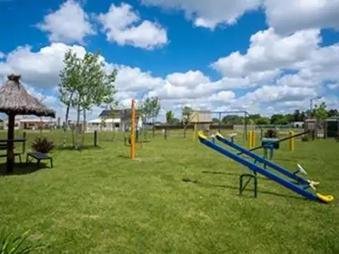 Terreno en Venta en Carlos Spegazzini, USD 23.000