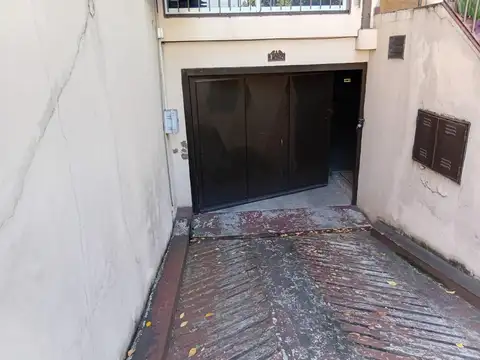 Cochera en Liniers venta