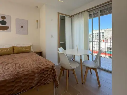 departamento de un ambiente a la calle  Reciclado