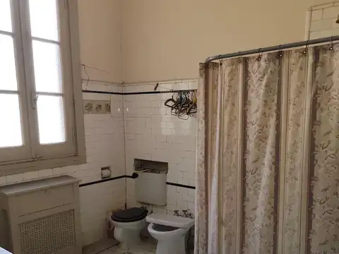 Oficina en Venta 100 años