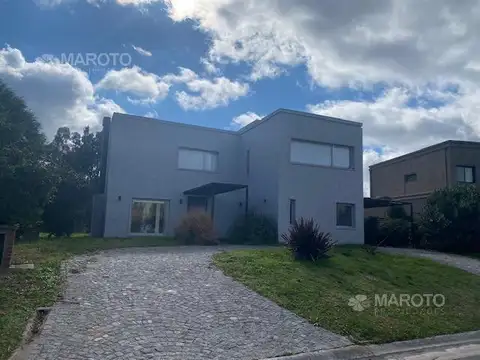 CASA EN VENTA EN HARAS SANTA MARIA - MAROTO PROPIEDADES-