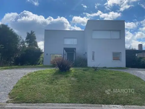 CASA EN VENTA EN HARAS SANTA MARIA - MAROTO PROPIEDADES
