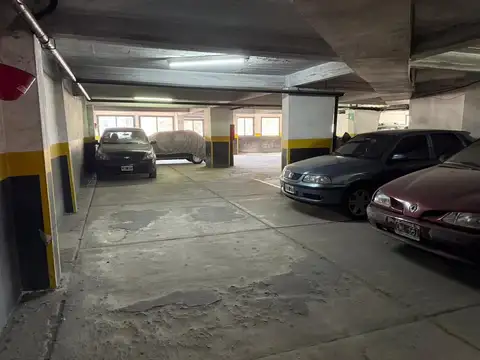 VENTA cochera segundo piso por rampa en Barracas