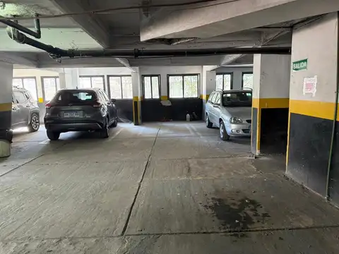 VENTA cochera segundo piso por rampa en Barracas