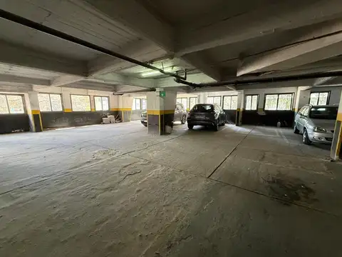 VENTA cochera segundo piso por rampa en Barracas