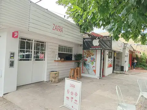 Casa en Venta en City Bell [Cod: 382]