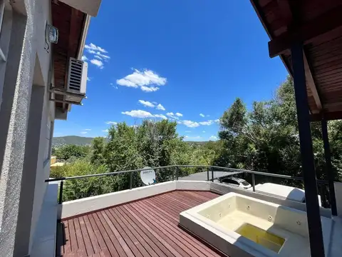 VENTA DEPTO 1 DORM CARLOS PAZ COCHERA Y JACUZZI