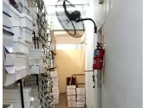 Local en Venta Via Púb.