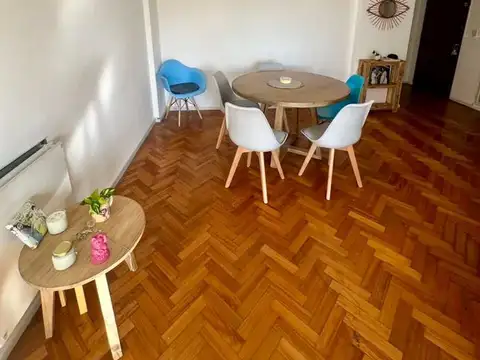 Av. Corrientes 2800, Piso 10