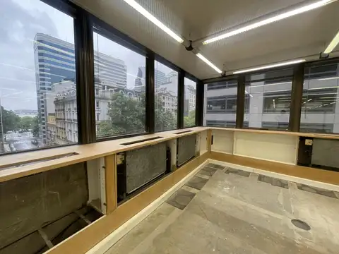 Oficina en Alquiler en Catalinas, USD 4.910