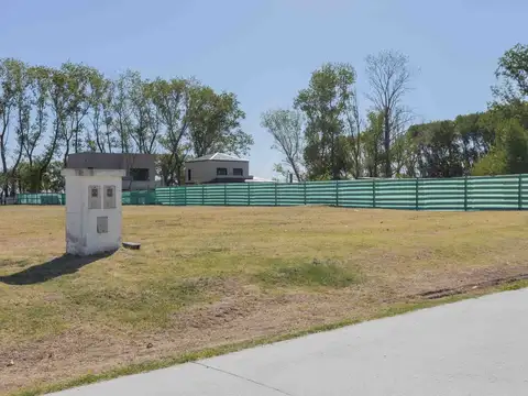 Terreno en Venta de 871,0 m2