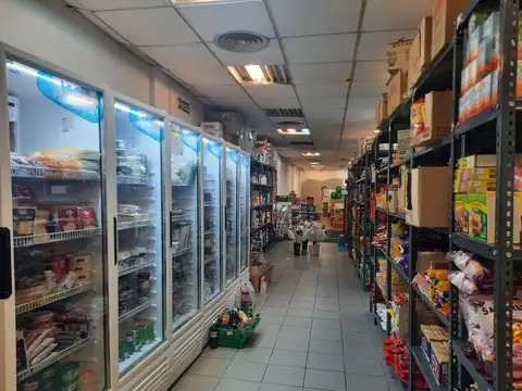 Local en Alquiler 49 años