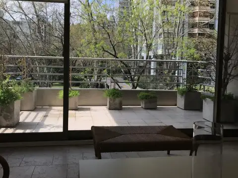 Departamento en Alquiler de 3 dormitorios