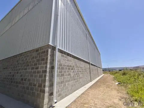 Parque industrial Moreno 2 100