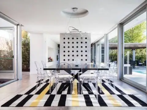 Casa 6 ambientes con 3 baños