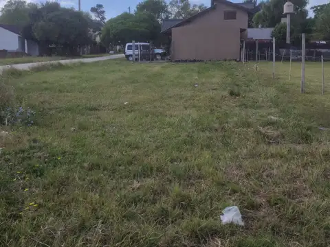 Terreno en Venta 20  mts Fondo