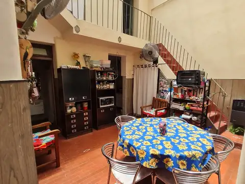 Casa 4 ambientes con 1 baño