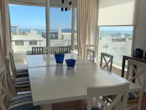 Casa en Alquiler Temporal de 6 dormitorios