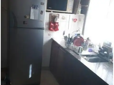 Casa 6 ambientes con 2 baños