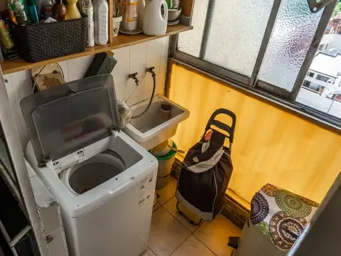 Departamento 4 amb venta luminoso en Monte Castro