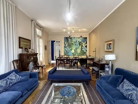 Casa en Venta de 2 Plantas Con Jardín y Cochera en Florida, Vicente López