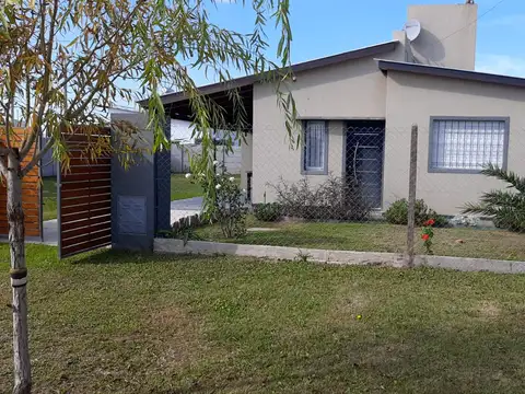 PROPIEDAD  DE DOS DORMITORIOS EN FINCAS DE IBARLUCEA.