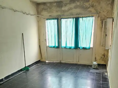 Sobre calle Ugarteche