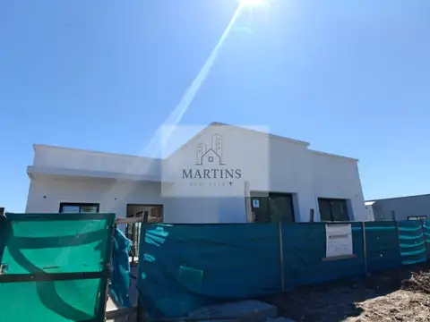 Casa con pileta en San Pablo Pilar