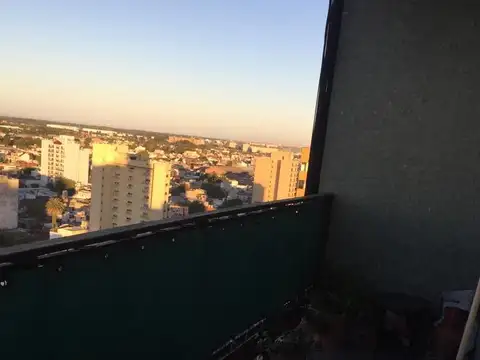 MAGNIFICO DEPARTAMENTO DE 3 AMBIENTES AL FRENTE CON VISTA PANORÁMICA