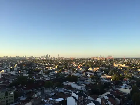 MAGNIFICO DEPARTAMENTO DE 3 AMBIENTES AL FRENTE CON VISTA PANORÁMICA