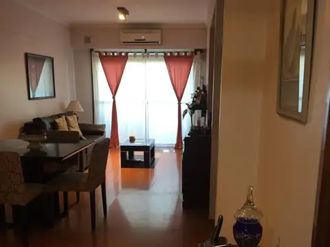 MAGNIFICO DEPARTAMENTO DE 3 AMBIENTES AL FRENTE CON VISTA PANORÁMICA