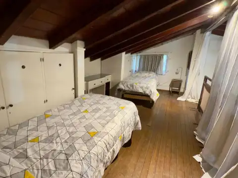 CASA 4 AMBIENTES EN VENTA CON PILETA EN EZEIZA