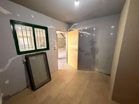 Galpon en Alquiler 30  mts Fondo