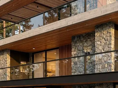 LOCALES COMERCIALES EN VENTA DE POZO- CANNING CENTRO