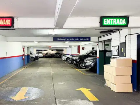 Presidente José Evaristo Uriburu 1000