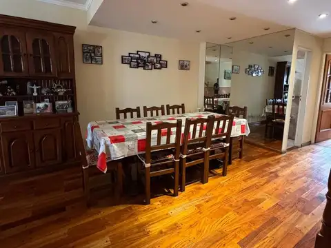 Depto Tipo Casa en Venta 18 años